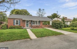 11010 CLINTON AVE, HAGERSTOWN, MD 21740