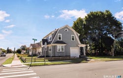 218 Circular Avenue, Hamden, CT 06514