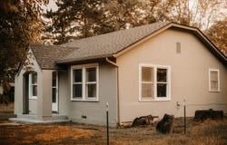 1925 S Maple Street, Carthage, MO 64836
