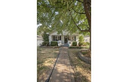 1033 E Stanford Street, Springfield, MO 65807