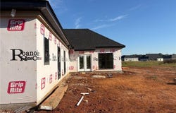 1114 Clara Drive E, Valley, AL 36854