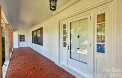 356 7th Avenue NE, Hickory, NC 28601