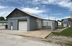105 E Lamb Street, Center, MO 63459