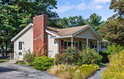 23 Pearson St, Chelmsford, MA 01824