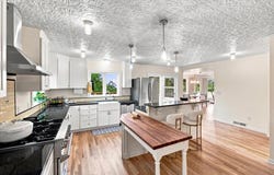 515 FULVUE Dr, Eugene, OR 97405