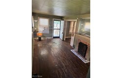 1734 Hillview Road, Cleveland, OH 44112