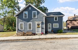 68 Leonard St, Athol, MA 01331