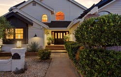 881 Sunkist CT, REDDING, CA 96001