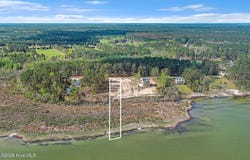 121 Cedarwood Drive, Havelock, NC 28532