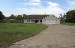1295 Sunbridge Lane, Rogers, AR 72758