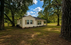 215 N River Rd, Denham Springs, LA 70726