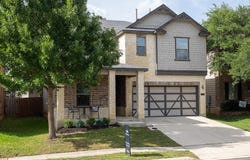 104 Rolling Creek, Boerne, TX 78006