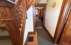 616 E Bloomington St, IowaCity, IA 52245
