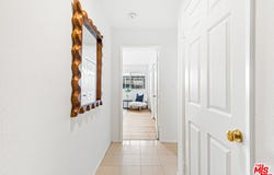 3949 Bentley Ave, Culver City, CA 90232