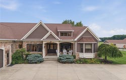 2815 BARTLETT ROAD, MANTUA, OH 44255