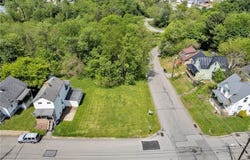 845 Walnut St., Rochester, PA 15074