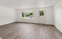 7312 Avenue E, Vestaburg, MI 48891