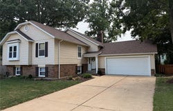 746 Galway Drive, Ballwin, MO 63021