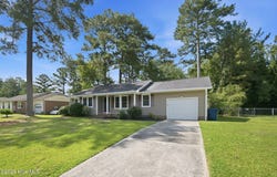 210 Nottingham Drive, Havelock, NC 28532