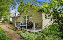 100 W North Street, Olin, IA 52320