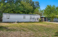 208 Circle Dr, Buda, TX 78610