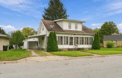132 W Eighth Street, Roanoke, IN 46783