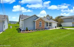 2204 Bainbridge Way, Powell, TN 37849