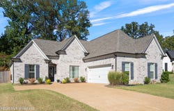 1703 Benton Drive, Nesbit, MS 38651