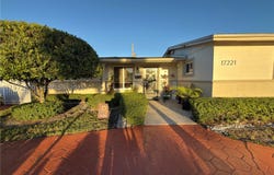 17221 NW 82nd Ave, Hialeah, FL 33015