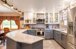 82 Rondout Harbor, Port Ewen, NY 12466