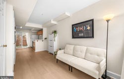 5 E HAMBURG Street, BALTIMORE, MD 21230