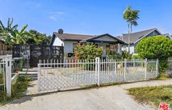 1526 E 77th Pl, Los Angeles, CA 90001