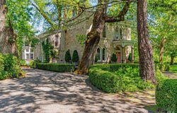 1105 Lodi Lane, St. Helena, CA 94574