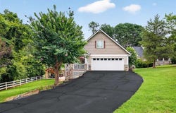 59 Players Lane, Hartwell, GA 30643