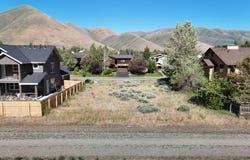 1351 N 2ND Ave, Hailey, ID 83333