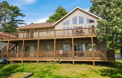101 HICKEY AVE E, Tomahawk, WI 54487