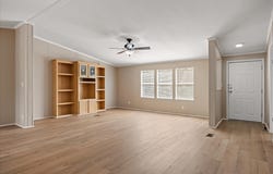 411 Texas Oak Dr, Cedar Creek, TX 78612