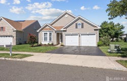 99 Minuteman Circle, Upper Freehold, NJ 08501