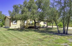 609 County Road 4647, Hondo, TX 78861