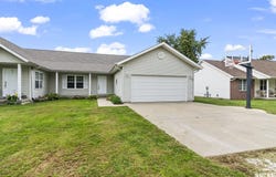 704 PHEASANT Drive, Athens, IL 62613