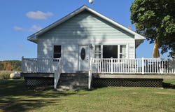 9201 E Jerseyville St, Shepherd, MI 48883