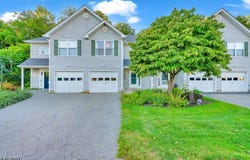 26 Beechmont Ter, Hardyston Twp., NJ 07419-9722