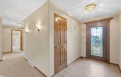 306 Thomas Drive, Marshalltown, IA 50158