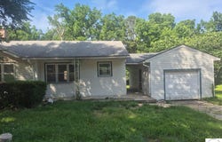 606 E Colorado Road, Windsor, MO 65360
