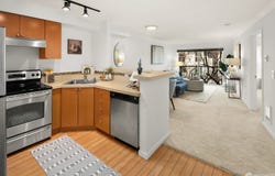 621 5th Ave N, Seattle, WA 98109