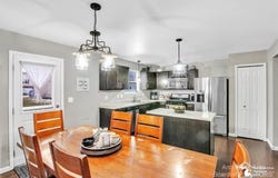 8422 Walnut Hill, Dexter, MI 48130