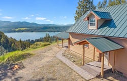 6523 CAMP NABORLEE Rd, FRUITLAND, WA 99129