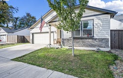 763 S 53RD Pl, Springfield, OR 97478