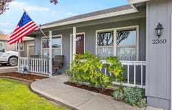 2360 Evan Way, Central Point, OR 97502
