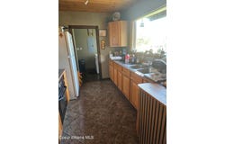 108 W 3rd Ave, Clark Fork, ID 83811